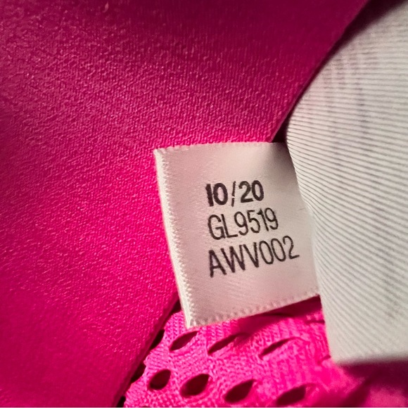 Adidas, Small size , pink athletic shorts . - Picture 4 of 14